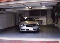 De an Audi in der Garage steh haum!!!!