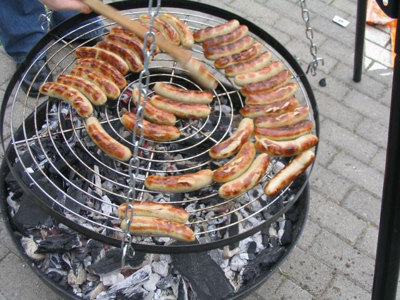 Gruppenavatar von Wer andern eine Bratwurst brät der hat ein Bratwurstbratgerät