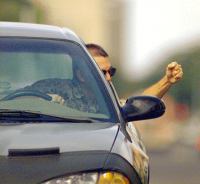 Gruppenavatar von beim Autofahren darf man auch mal aggressiv werden...