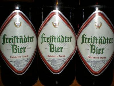 Gruppenavatar von Man muss sich nicht immer betrinken man kann auch nur mit 10 Bier seinen Spaß haben