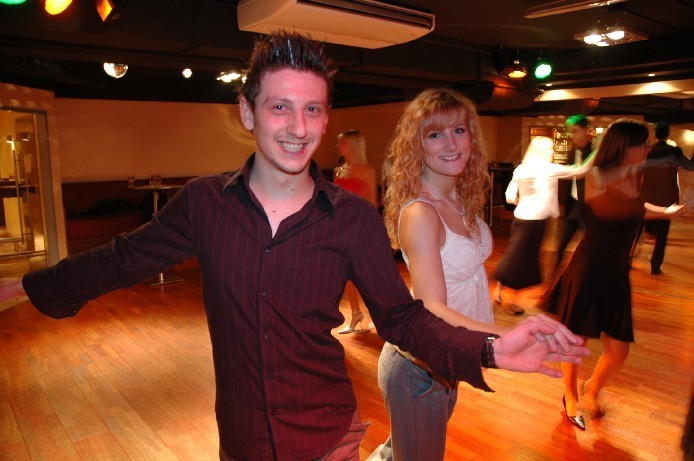 danceschool horn - Tanzschule Horn - Tanzen macht bloß glücklich.
