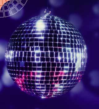 Gruppenavatar von `•.¸.¤ª“˜ª´°¤.¤.° oHnE dIsCo IsT aLLeS dOoF`•.¸.¤ª“˜ª´°¤.¤.°