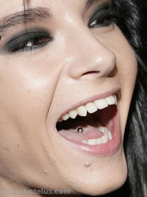 Gruppenavatar von *°*° Bill Kaulitz leck mich, ich will dein Piercing spüren!! °*°*