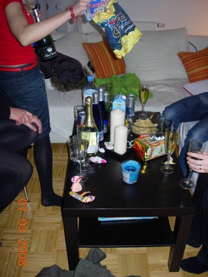 Gruppenavatar von DOCH....Alkohol löst viele Probleme....zumindest für eine NACHT!!!!