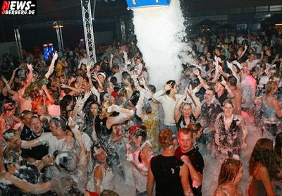 Gruppenavatar von Schaumanlagen auf Parties,da fühl ich mich wie in der Badewanne:)