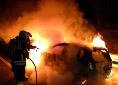 Gruppenavatar von Feuerwehrmänner sterbe nie....Sie gehen durch die Hölle und fahren den nächsten Einsatz