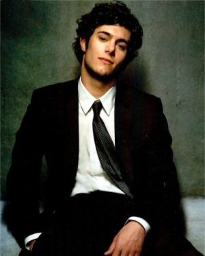 Gruppenavatar von rawrr--Adam Brody <3