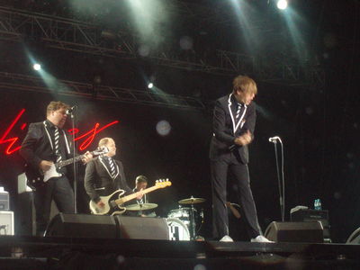 Gruppenavatar von We are The Hives... and you are not!!!!!
