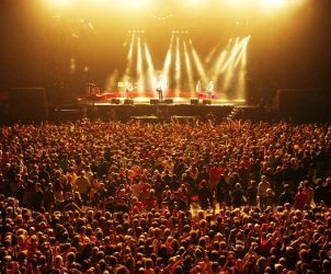 Gruppenavatar von Frequency, Nuke, Hydrokultur geiler kann der Sommer nicht mehr werden