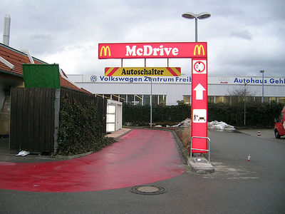 Gruppenavatar von Weg mit den Bodenschweller beim Mc Donalds