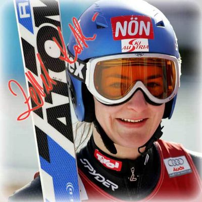 Gruppenavatar von Gold in der Superkombination durch Kathrin Zettel bei den Weltmeisterschaften in Val´disere 