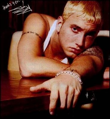 Gruppenavatar von o0...MarshalL Bruce Mathers...0o