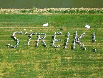 Gruppenavatar von ........Am 18.3 bleiben die bänke leer!...