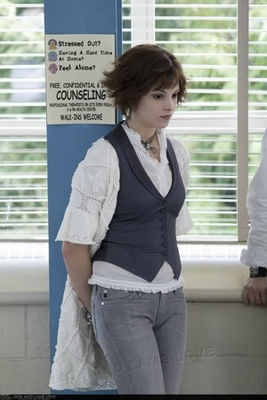 Gruppenavatar von Hello. My name is Alice Cullen and i can see the future..