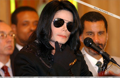 Gruppenavatar von Wir trauern um den KING OF POP! Michael Jackson wir werden dich nie vergessen!