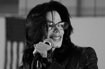 Gruppenavatar von RiiP MiicHaeL JacKSoN___eiiN vErLusT fÜr diiE mEnsCHhEiit uNd diiE mUsiiKbRancHe