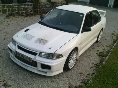 Gruppenavatar von Mitsubishi lancer evo 4-ever