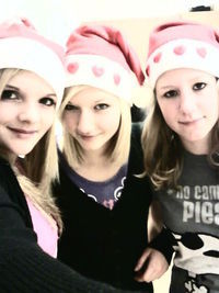 Gruppenavatar von «•♥•» blondiies foreveer  II bettii II kathii II magdaa «•♥•»