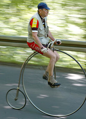 Gruppenavatar von Wenn_Dummheit_Fahrradfahren_könnte........Dann_müssten_manche_Bergauf_Bremsen!