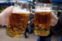 Gruppenavatar von Alkohol ist unser Feind, doch in der Bibel steht geschrieben deine Feinde sollst du lieben.