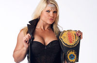 Best Wom€NsChaMPioN Beth Phoenix