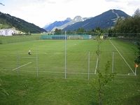 Am Fußballplatz-da hat man Spaß