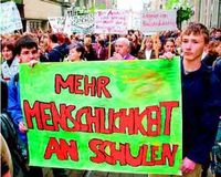 Gruppenavatar von scheis auf die schule!!!