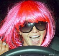 Gruppenavatar von Werft Britney's pinke Perücke weg!