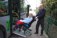 wenn ich nicht musik höre halte ich die gespräche der menschen nicht aus die im bus sitzen !