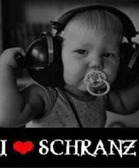 Gruppenavatar von Was ist SCHRANZ?? SCHRANZ ist ein harter monotoner Techno,setzt sich zusammen aus schrei und Tanz!!Schrei &Tanz- SCHRANZ