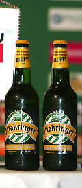 "Ottakringer" das offizielle Rapid Bier.....