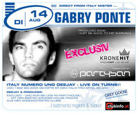 Gabry Ponte live on turns