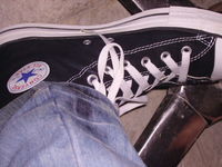 Wir lieben: All star, Converse, Vans; Ed hardy und Lacoste!