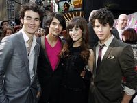 Jonas Brothers & Demi Lovato