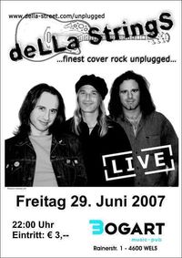 Della Strings live@Bogart Music Pub