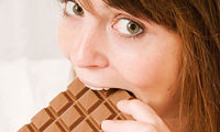 Schokolade ist besser als ein Mann, da kann ich in die Nüsse beissen.....