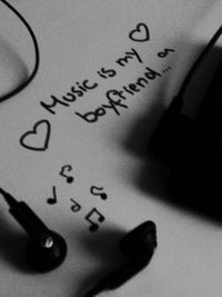 MuSik Is My BoYfRiENd....!!!