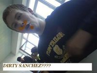 Gruppenavatar von DIRTY SANCHEZ...kum oida mochma erna an Bart ^^