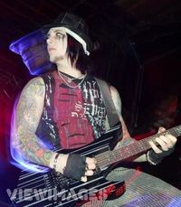 Gruppenavatar von SyNyStEr GaTeS -> God of guitar !!!!!