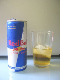 Gruppenavatar von Red Bull + Tschick = wos braucht ma mea???