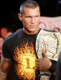 I hate Triple H, but I love Randy Orton..