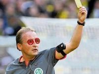 !!!scheiß österreichische Schiedsrichter!!!