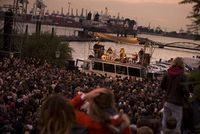 Red Bull Tourbus Konzert