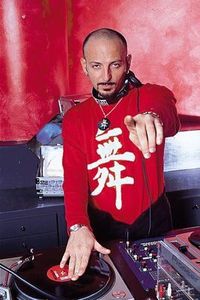  ♥ ♥ ♥ gigi d`agostino it`s the best ♥ ♥ ♥ 