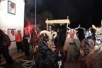 Perchtenlauf Nussbach@Nussbach Ortsplatz