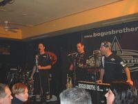 Bogus Brothers live