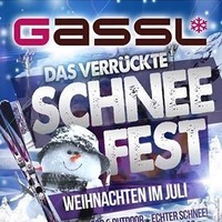 Das verrückte -Gassl /Schnee Fest im Juli@Gassl