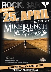 Mike Bench and the Players live