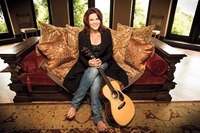 Rosanne Cash with John Leventhal (us)@Arena Wien