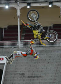 We love Freestyle MX (Masters of dirt)!!!!